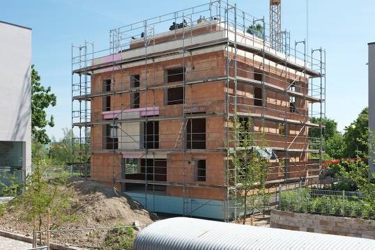 Jedes dritte in Deutschland im Jahr 2020 gebaute Wohnhaus besteht aus Mauerziegeln.  Foto: LRZ / Ch. Große